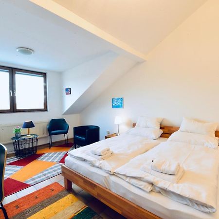 Charming Attic Apartment Near Messe Wien And Center Eksteriør billede