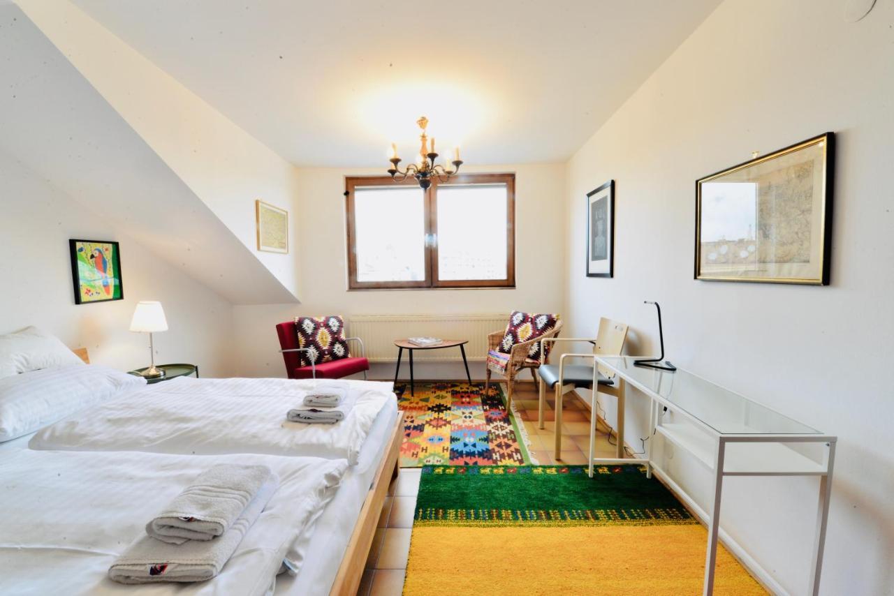 Charming Attic Apartment Near Messe Wien And Center Eksteriør billede